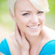 RACHEL KUCZYNSKI -- jazz in person Rachel Kuczynski grew up in Northern  California and started her training as a competitive gymnast and track  athlete, earning statewide awards in both disciplines. She extensively