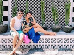 Janine marie elizabeth de leon gutierrez (born october 2, 1989) known professionally as janine gutierrez, is a filipina actress, television host and commercial model. Kapuso And Kapamilya Celebs React To The Birthday Message Of Rayver Cruz To Janine Gutierrez