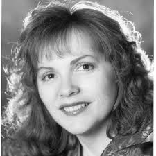 Fallen Angel (Tudor Series): Walter, Daphne: 9798321729311: Amazon.com:  Books