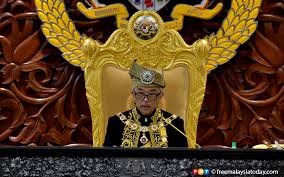 Seramai 222 orang dari 222 ahli dewan telah mengangkat sumpah jawatan. Don T Spark Another Crisis King Tells Mps Free Malaysia Today Fmt