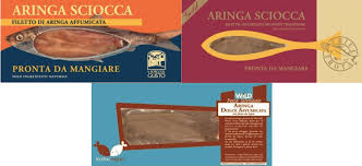 L'arte delle ragazze della pescheria viscenter volendam di amsterdam. Aringa Affumicata Revocato Per Scadenza Il Richiamo Per Listeria