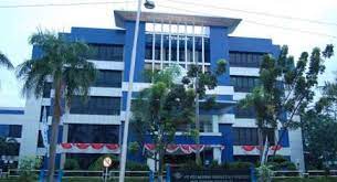 Henri panggabean sebagai direktur keuangan pelindo 1 yang sebelumnya sebagai senior manager treasury and corporate svp sekretariat perusahaan pelindo 1, imron eryandy menerangkan bahwa pergantian pejabat baik itu promosi maupun rotasi suatu perusahaan. Kebijakan Pelindo I Terkait Pekerja Kopkarpel Sudah Sesuai Hukum