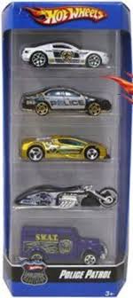 5 Car Gift Pack Hot Wheels Police Patrol By Mattel 27 77 Hot Wheels Gift 5 Pack Police Patrol 1 64 Scale Hot Wheels Cars Hot Wheel Gifts Mattel Hot Wheels