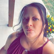 Morning everyone, need a lawyer asap, I can hear the “The Law and Order”  bells right now Bong Bong!! Even sleeping I know Rollo did something in is  dreams, my yorkie is