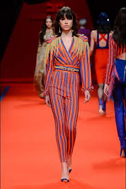 Ricercati e chic, adatti a una cerimonia o alle occasioni speciali. Collezione Elisabetta Franchi Autunno Inverno 2016 2017 Foto 40 45 Stylosophy