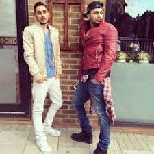Kamal Raja Uk family watching kamal raja performing lam. kamal raja