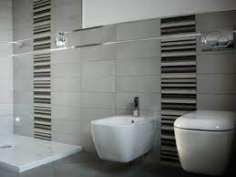 Rivestimento Grigio Con Decori Therapy4home Bagno Grey Design Home Arredamento Bagno Bagno Design Del Bagno