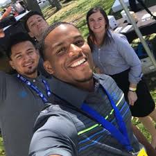 Devron Drayton (@DevronDrayton)