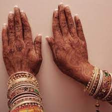 Henna services for parties and other eventsbookings essential please call us on 0413055436 for more bookings.like our page and follow us for more. Top Henna Tattoo Artists For Hire In Melbourne Fl 100 Guaranteed Gigsalad