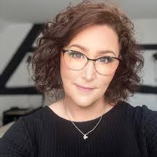 Struggling to decide between Safari Park and Vista Badia. I've got x4 kids  coming x2 12yr olds and x2 15yr olds. Which one would you recommend? Thanks  all and hope everyone is