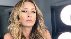 Rosalba géraldine bazán ortíz (born 30 january 1983) is a mexican actress, singer, and anchorwoman currently living in mexico city.she's part of women fair, amigos for kids activities, latin book festivals, in houston, dallas, los angeles, chicago and new york, in her spare time geraldine likes to support causes such as the televisa and tv azteca foundations, movimiento azteca, telethon in. Geraldine Bazan Impacta Con Su Nuevo Cambio De Look Gluc Mx