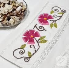 Harika Panc Nakisi Havlu Kenari Ornekleri 10marifet Org Nakis Havlular Elde Nakis