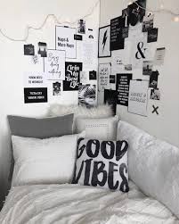 Want To Know The Secret To A Next Level Gallery Wall Bedroom Wall Decor Ideas Small Rooms Bedroom Wall Decor White Room Decor Cute Dorm Rooms Dorm Room Decor