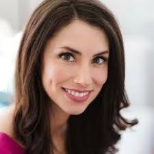 Laura Laughlin's Instagram, Twitter & Facebook