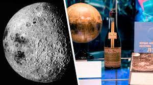 Base found on dark side of moon, nasa photo, sept 2020, ufo sighting news. How Soviets Photographed The Dark Side Of The Moon And Won 1 000 Bottles Of Champagne Russia Beyond