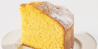 Accompagnatelo con una spremuta d'arancia o a merenda con una tazza di tè. Pan Di Spagna Al Limone