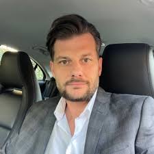 Dan Chira (@dan_chira)