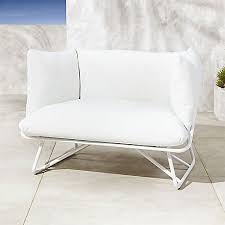 Pool Party White Outdoor Lounge Chair Reviews Cb2 Lounge Chair Outdoor White Chair Chair