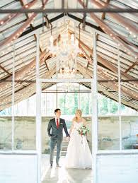 Wedding Photos Romantic Natural Outdoor Wedding At Historic Shady Lane Manchester Pa Wedding Venue Inspiration Wedding Photos Wedding