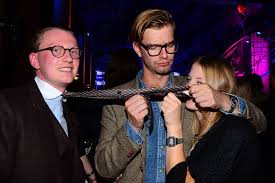 Joachim joko winterscheidt (born 13 january 1979 in mönchengladbach) is a german. Das Munchner Designer Duo Mark Julia Gewinnt Den Evoque Style Award
