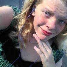 Evelyn knapp (@evelynsanders24)