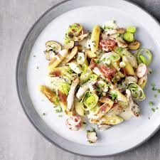 One Pot Schupfnudeln Mit Schnitzelstreifen Rezept Schupfnudeln Rezepte Einfache Gerichte