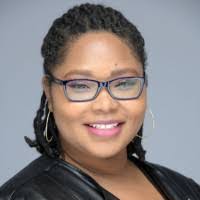 Carrie Kenny's Instagram, Twitter & Facebook