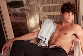 But a recent weird video he posted to twitter is kind of … relatable. Private Video Of Actor Noah Centineo Leaks Online Watch Video