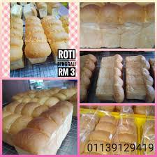 Kamu bisa mengganti isian roti dengan selai sesuai selera. Dhuha Bakery Roti Benggali Baru Masak Garing Diluar Facebook