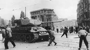 Eisenhower (republican), the uk prime minister was sir winston churchill (conservative), pope pius xii was leading the catholic church. Aufstand Des 17 Juni In Der Ddr Rollen Panzer Gegen Parolen Ndr De Geschichte Orte