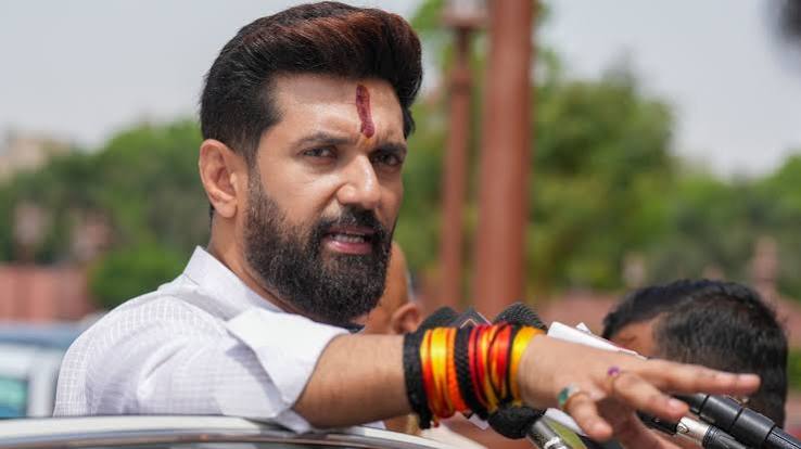 बिहारी फर्स्ट, विधानसभा चुनाव और सामान्य सीट... बिहार चले चिराग पासवान के दिल में क्या है? - Union Minister Chirag Paswan may contest the upcoming Bihar Assembly election from ...