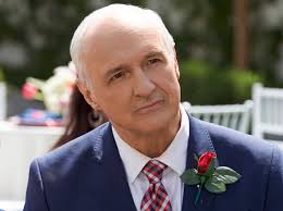 Michael Gross as Robert