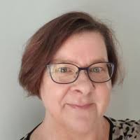 50+ perfiles de «Whitehurst»