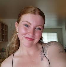 Hi loves! I'm really embarrassed of it/have always tried to hide it and am  self conscious of it. Do any of you suffer from 5 o'clock shadow