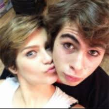Novo evento da record traz público para perto da emissora. Brazilian Otp On Twitter Chamel Chay Suede E Mel Fronckowiak 2012 Https T Co 4av8ss9qdu