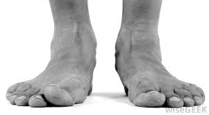How to tell if you are flat footed. What Are Treatments For Flat Feet With Pictures