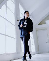 Instagram dinda kirana mp3 & mp4. Simple Dan Gak Ribet Ini 5 Gaya Fashion Dinda Kirana Yang Wajib Kamu Coba Skanaa