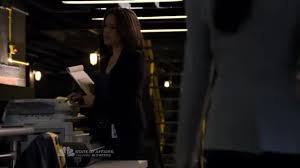 Come on edgar, ranger, you can watch my back. the three of them disappeared up the stairs. Yarn Somebody Shot The Agent Surveilling Him With A Tranquilizer Dart The Blacklist 2013 S02e06 Drama Video Clips By Quotes Faa18513 ç´—