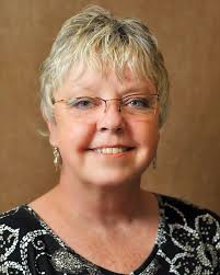 Christine Decamp's Instagram, Twitter & Facebook