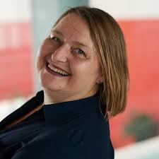 Wer ein altes Kapitel loslässt, hat beide Hände frei für das Neue"