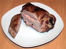 Eine Putenoberkeule Bei Niedrigtemperatur Garen Das Ergebnis Ein Wunderbar Zartes Und Saftiges Fleisch Putenoberkeule Putenoberkeule Rezept Putenkeule Rezepte