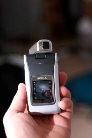 File:Nokia N90 Self portrait flickr ...