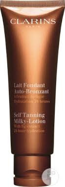 Mit den selbstbräunern von clarins ist das jetzt möglich! Clarins Self Tanning Milk Spf6 Selbstbrauner Milch Tube 125ml Apo24