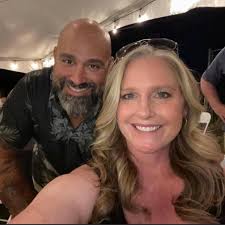 I have a front windshield crack. Suggestions for glass for my truck in  Peoria?