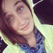 Angela Rue (@angela_rue)