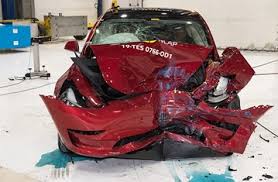 Tesla's model 3 received top marks from safety the tesla model 3 received a 5 star test rating from safety organizations in north america, europe, and australia, including the highest rating of any sedan in. Offizielle Sicherheitsbewertung Tesla Model 3 2019