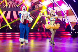 The sweet moment kyly clarke's daughter kelsey lee, five, presents her with a rose after she takes to the floor on dancing with the stars: Mark Holden S Clowning Around Was Uncomfortable Says Clarke Sunshine Coast Daily