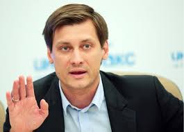 Кремль перед выборами всегда проводит опросы гудков задержан по подозрению в причинении имущественного вреда в виде неуплаты долга. Dmitrij Gudkov Kratkaya Biografiya Lichnaya Zhizn Semya Karera