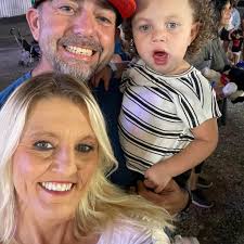 I had a plumber quote me $700-$800 to fork off of this and run a 4' pipe  along the ground right here. It feels about $200-$300 too much without  knowing much about