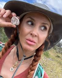 How to extract garnets from crushed stone?